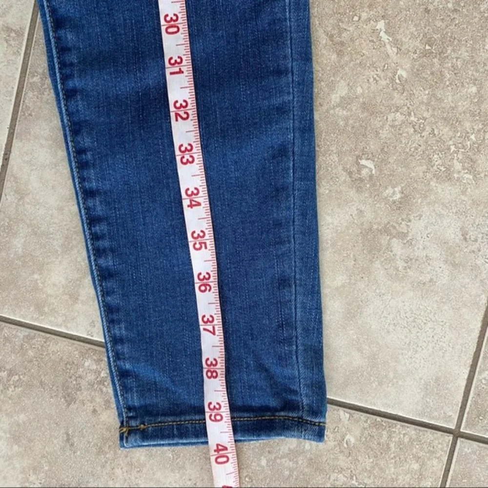 American Eagle High Rise Curvy jeans - Picture 9 of 11